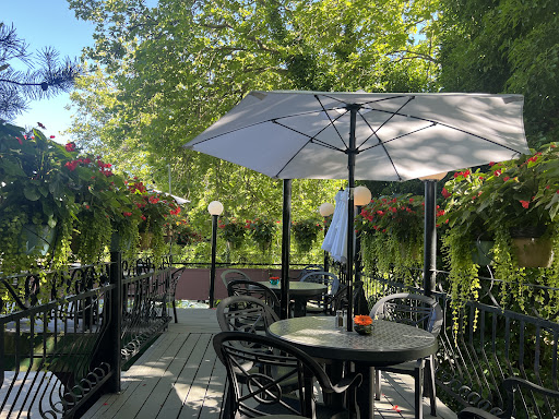 Photo of Med Grill Royal Oak - 4512 W Saanich Rd, Victoria, BC V8Z 3G4